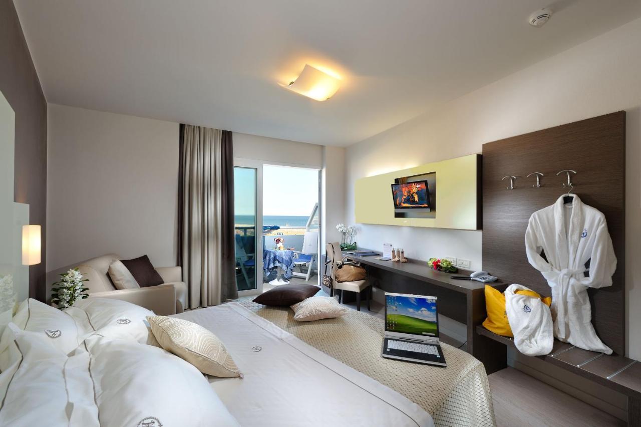 Majestic Beach Hotel & Wellness Бибионе Экстерьер фото